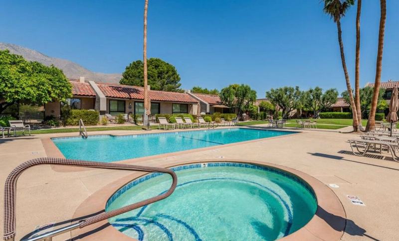Resort-style pool and spa within the courtyard at Palm Springs Midtown Oasis